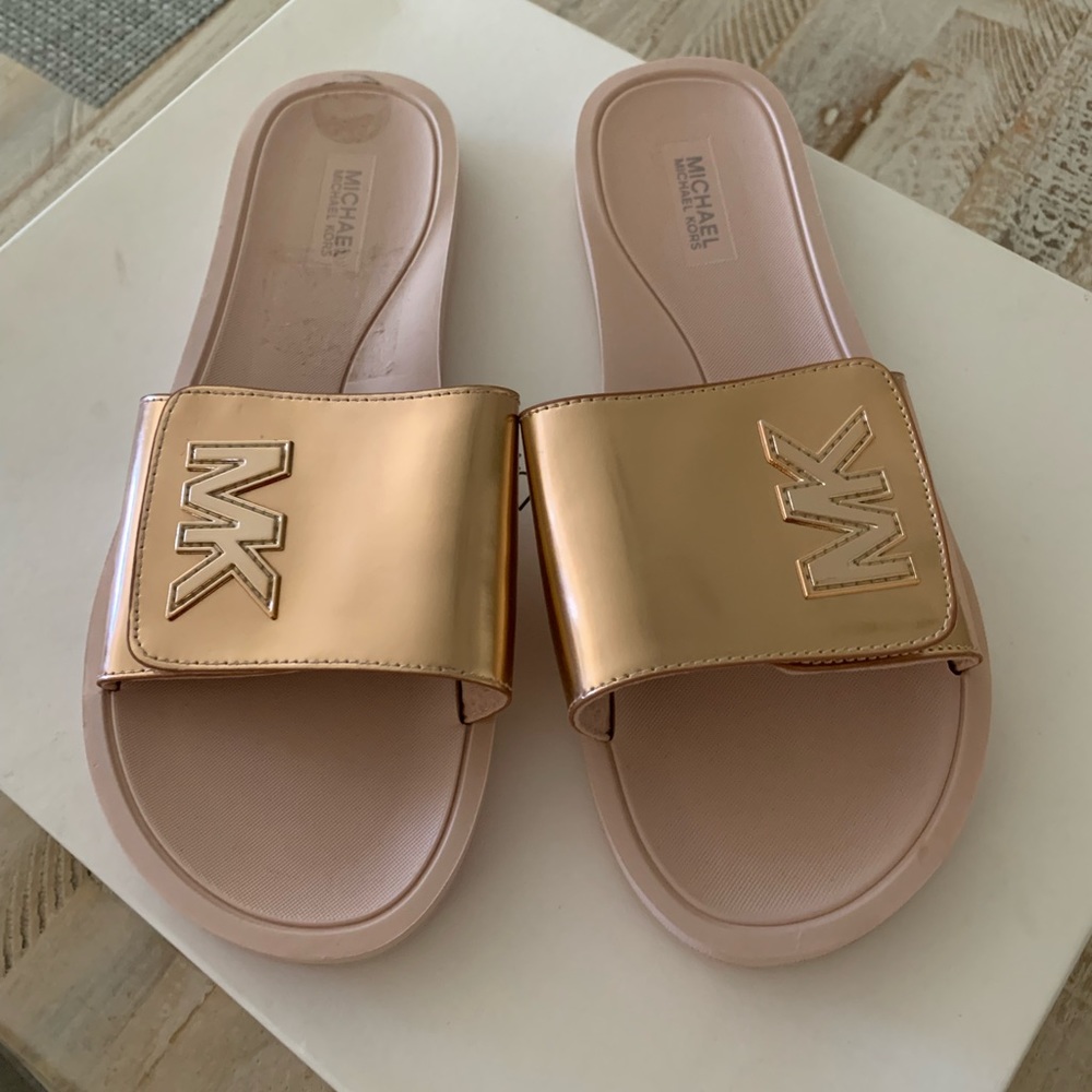 Shoes-Slides